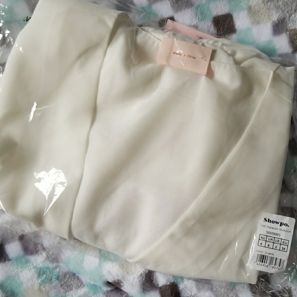 NWT White Still Intrigued Bodysuit - Picture 5 of 7